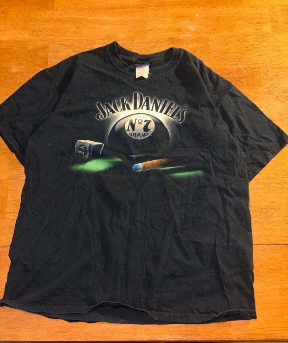 Jack Daniel's Billiards Pool Graphic T-Shirt Size Large